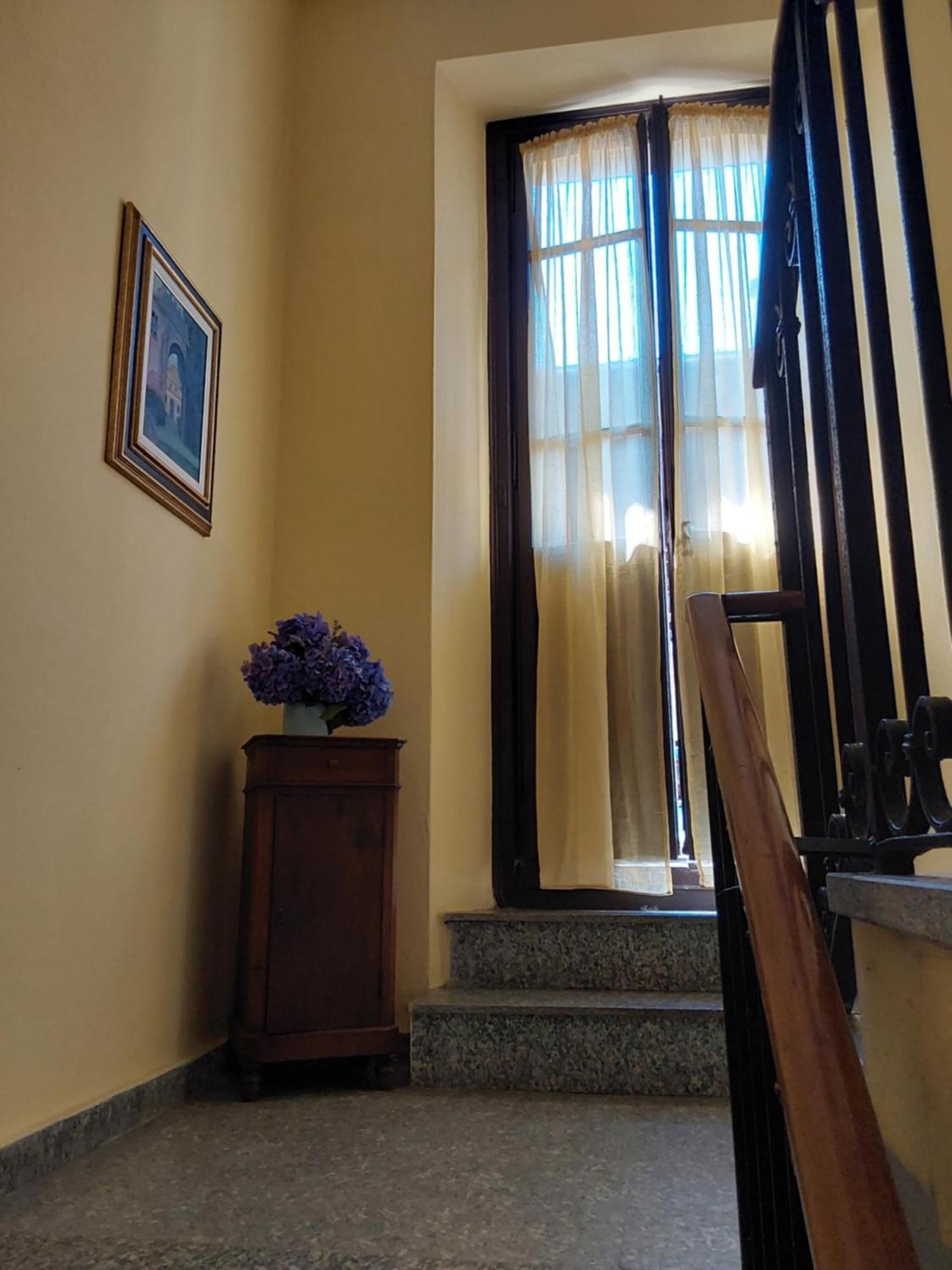 Casa Vacanze Malvarosa Casale Corte Cerro Buitenkant foto